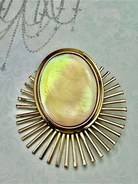 Vintage Art Devo Gold Brooch #cz704